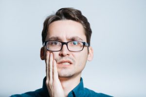 canker sore causes mouth ulcers